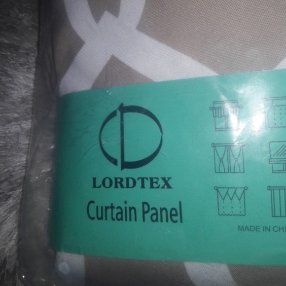 Bundle Of 2 Outdoor Indoor Waterproof Grommet Curtains 52X102 NWT - Picture 3 of 10